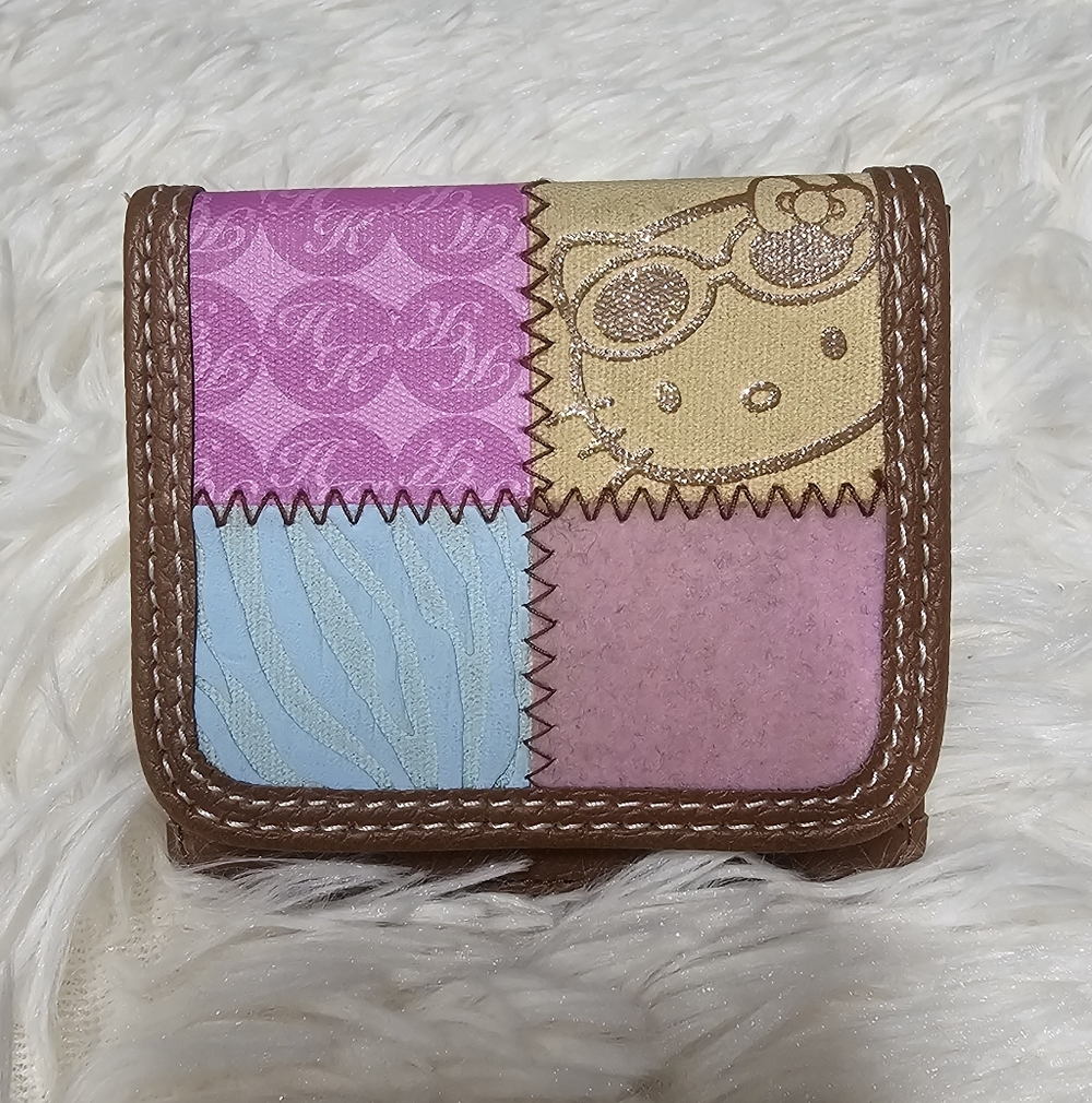 Hello Kitty Vintage Sanrio Patchwork Coin Purse Wallet An Original 2008 EUC